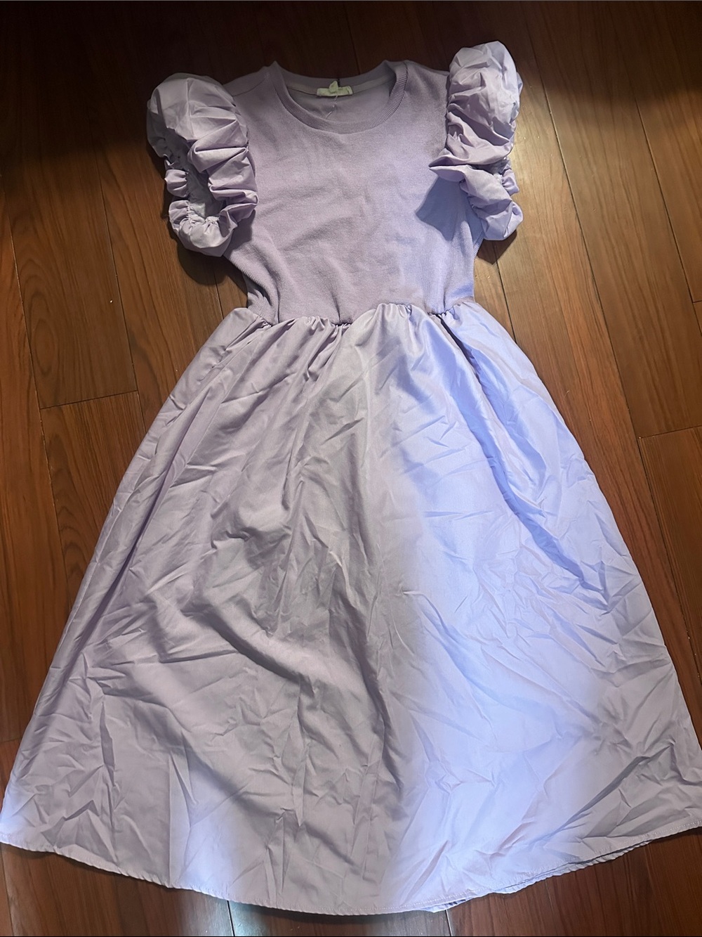entro Lavender Puff-Sleeve Midi Dress